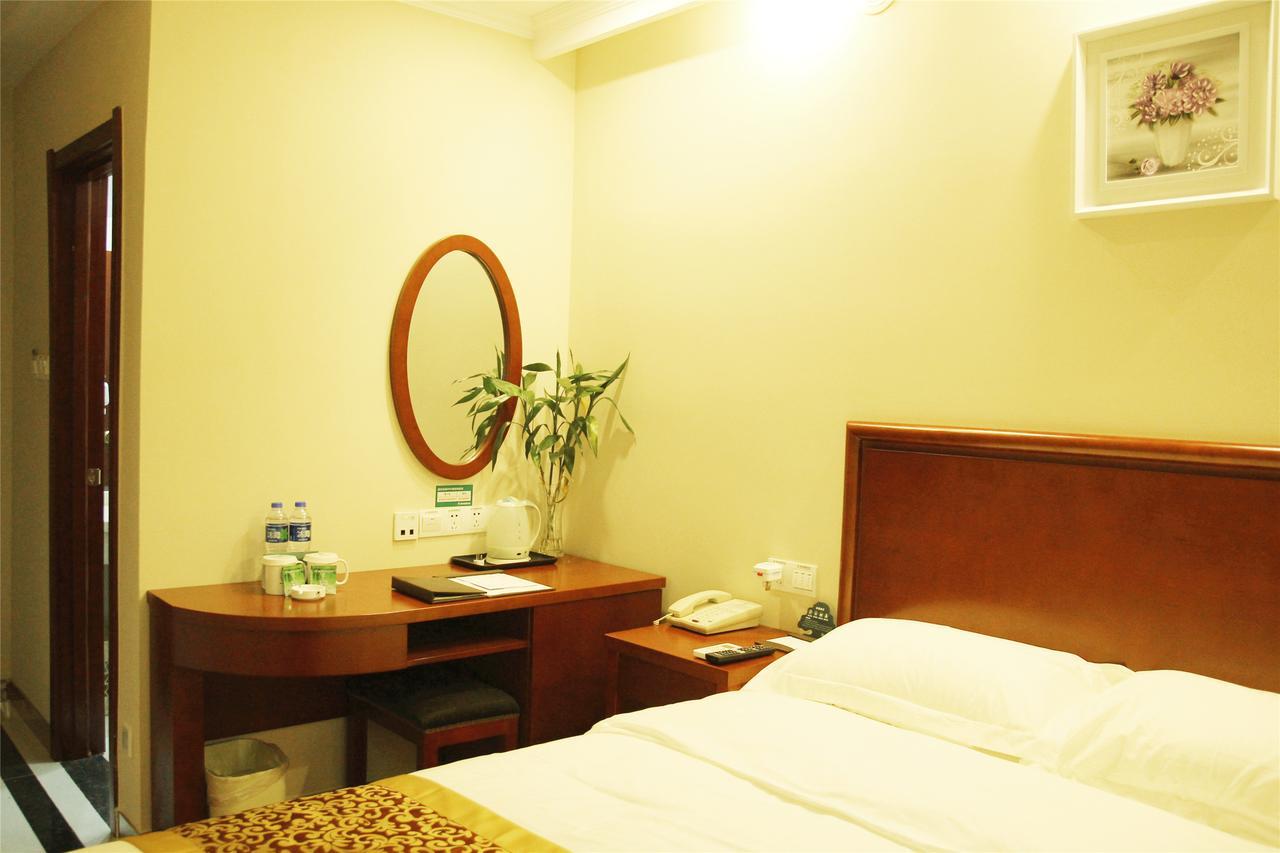 Greentree Inn Henan Hebi Hengshan Road Business Hotel Экстерьер фото